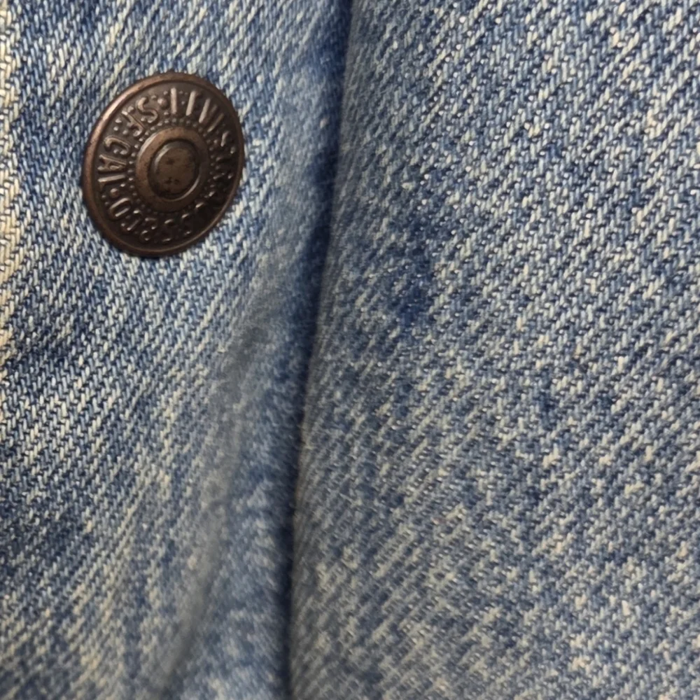 Levi's Classic Blue Denim Jacket with Sherpa Lining XL - Picture 7 of 16